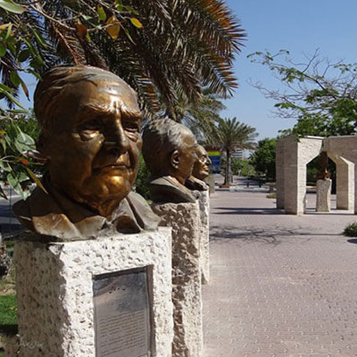گذر هنرمندان کیش