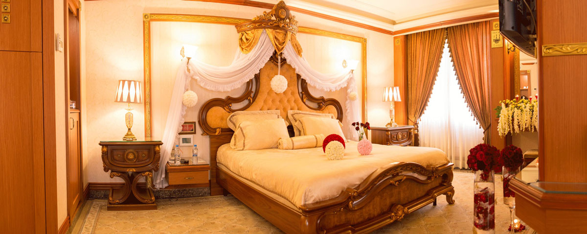 هتل قصر طلایی 