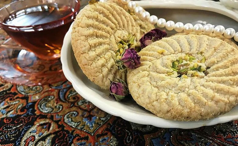 کلوچه سنتی کاشان