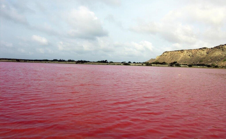 دریاچه لیپار کجاست