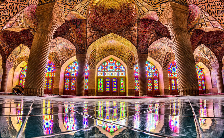 عکاسی در مسجد نصیرالملک