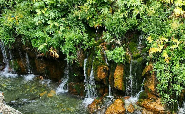 آبشار هفت چشمه ارنگه