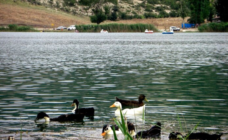 روستای سنار دریاچه ولشت