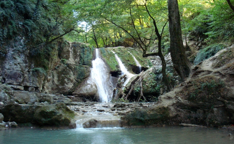 آبشار ریگ چشمه