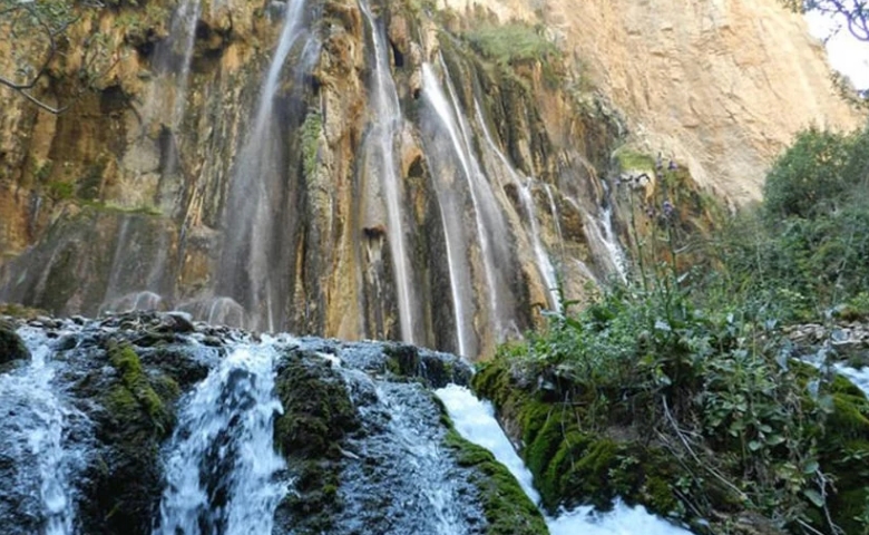 بهترین زمان بازدید از آبشار مارگون کی است؟
