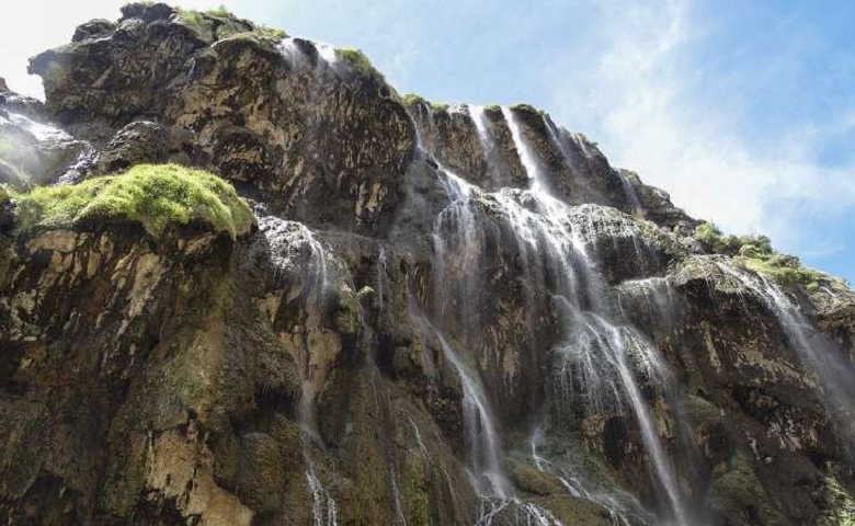  آبشار کمردوغ کهگیلویه و بویراحمد