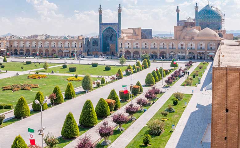 سفر به اصفهان و شیراز با ماشین