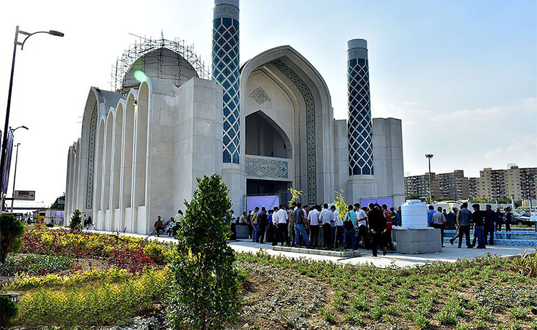 مسجد ۷۲ تن